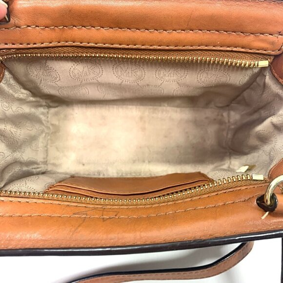 Michael Kors 32T4GLMC1B Mini Selma Crossbody Messenger Bag Brown/Tan 9"W x 5.5"H - Picture 5 of 12
